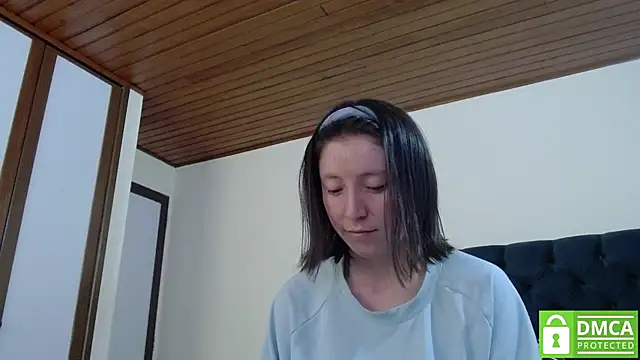 Sophi Cute online show from January 3, 2025, 7:29 pm