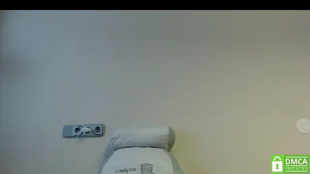 Sophi Cute online show from November 22, 2025, 12:48 pm