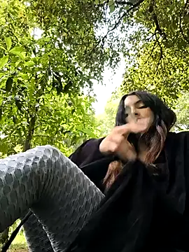 Snapshot of Sam_Sara chatting on February 2, 2025, 5:26 pm Sam Sara online show from February 2, 2025, 5:26 pm