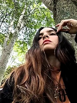 Snapshot of Sam_Sara chatting on February 5, 2025, 5:09 pm Sam Sara online show from February 5, 2025, 5:09 pm