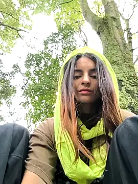 Snapshot of Sam_Sara chatting on February 13, 2025, 6:27 pm Sam Sara online show from February 13, 2025, 6:27 pm