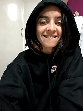 Snapshot of Sam_Sara chatting on February 23, 2025, 9:22 am Sam Sara online show from February 23, 2025, 9:22 am