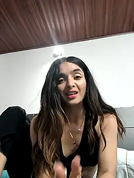 Snapshot of Sam_Sara chatting on March 3, 2025, 8:00 pm Sam Sara online show from March 3, 2025, 8:00 pm