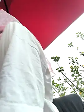 Snapshot of Sam_Sara chatting on March 6, 2025, 2:08 pm Sam Sara online show from March 6, 2025, 2:08 pm