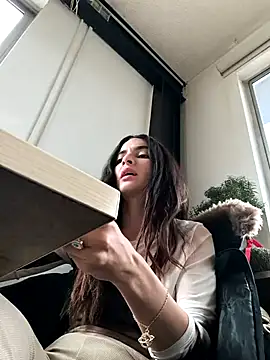 Snapshot of Sam_Sara chatting on March 19, 2025, 5:39 pm Sam Sara online show from March 19, 2025, 5:39 pm