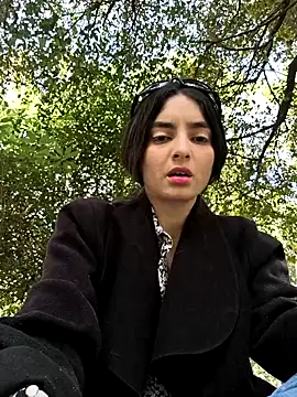 Snapshot of Sam_Sara chatting on September 16, 2025, 3:35 pm Sam Sara online show from September 16, 2025, 3:35 pm