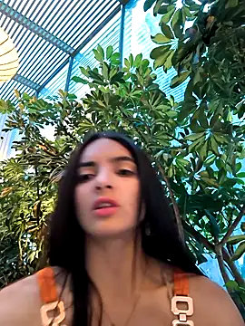 Snapshot of Sam_Sara chatting on October 12, 2025, 10:20 pm Sam Sara online show from October 12, 2025, 10:20 pm