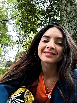 Snapshot of Sam_Sara chatting on November 20, 2025, 6:07 pm Sam Sara online show from November 20, 2025, 6:07 pm