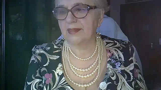 SweetCherry27 online show from March 12, 2025, 4:41 am