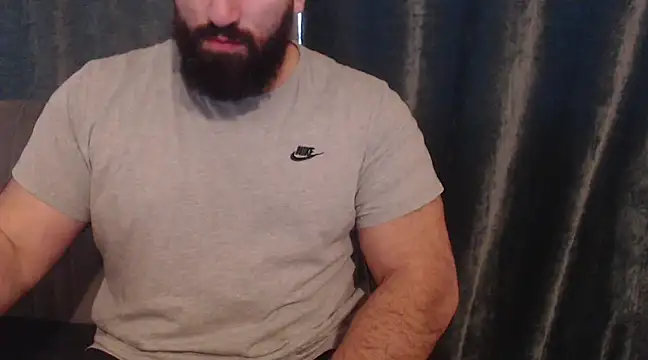 hugemachohandsome online show from January 29, 2025, 9:44 am