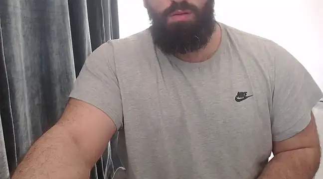 hugemachohandsome online show from March 3, 2025, 12:16 pm