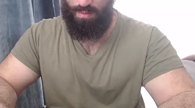 hugemachohandsome online show from March 11, 2025, 11:23 am