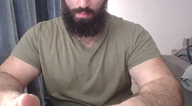 hugemachohandsome online show from March 11, 2025, 2:40 pm