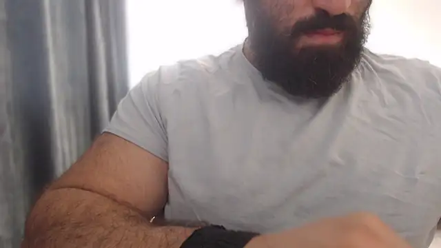 hugemachohandsome online show from September 13, 2025, 10:37 am