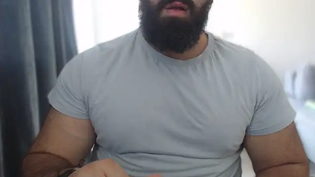 hugemachohandsome online show from September 23, 2025, 7:44 am