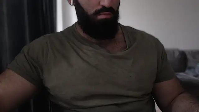 hugemachohandsome online show from October 20, 2025, 6:58 am