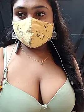 Sophiaboudi online show from October 5, 2025, 5:00 pm