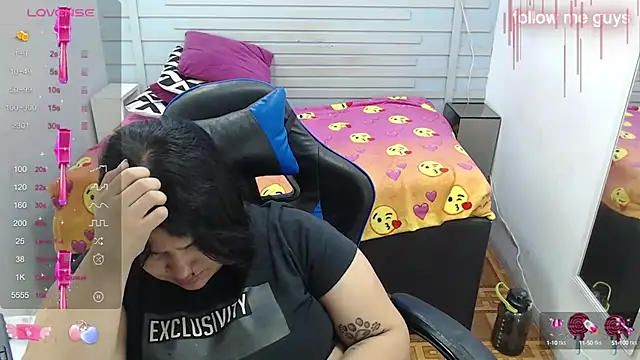 evelin zaens online show from February 15, 2025, 11:17 am