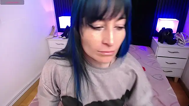 alicia moom online show from January 20, 2025, 3:07 pm