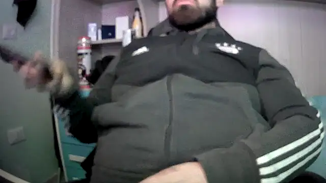 michele1500 online show from November 5, 2025, 5:02 pm