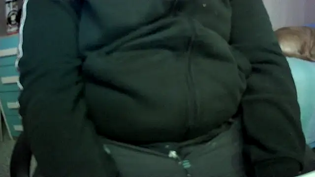 michele1500 online show from November 10, 2025, 4:50 pm