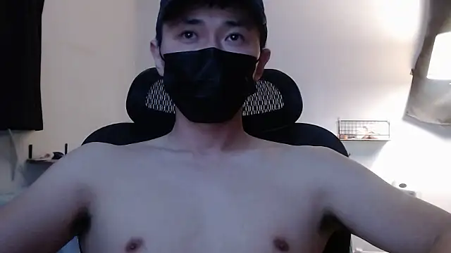 Snapshot of twbobo00715 chatting on December 10, 2024, 1:32 am twbobo00715 online show from December 10, 2024, 1:32 am