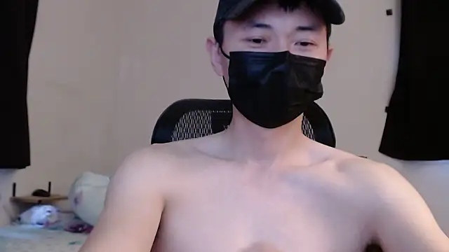 Snapshot of twbobo00715 chatting on December 16, 2024, 5:43 pm twbobo00715 online show from December 16, 2024, 5:43 pm