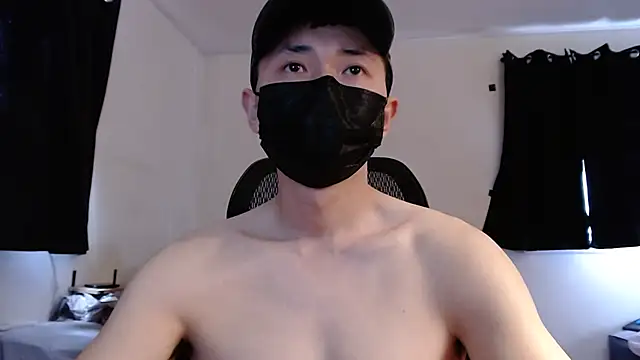 Snapshot of twbobo00715 chatting on February 18, 2025, 5:42 pm twbobo00715 online show from February 18, 2025, 5:42 pm