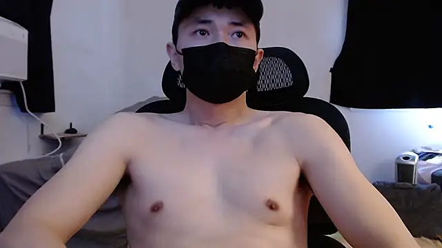 Snapshot of twbobo00715 chatting on February 28, 2025, 6:31 pm twbobo00715 online show from February 28, 2025, 6:31 pm