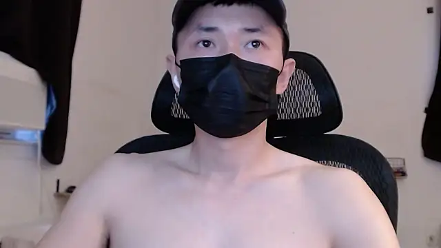 Snapshot of twbobo00715 chatting on March 17, 2025, 5:27 pm twbobo00715 online show from March 17, 2025, 5:27 pm