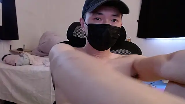 Snapshot of twbobo00715 chatting on November 15, 2025, 5:42 pm twbobo00715 online show from November 15, 2025, 5:42 pm