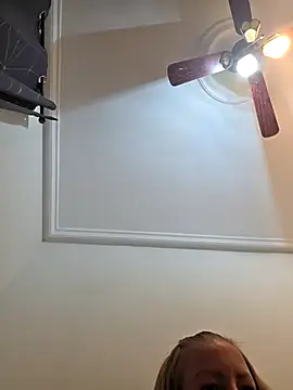 Snapshot of Jassy_Foxy chatting on October 10, 2025, 1:21 pm Jassy Foxy online show from October 10, 2025, 1:21 pm