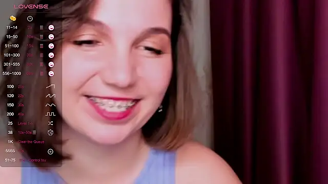 Snapshot of KindHazelHere_ chatting on February 25, 2025, 9:20 am KindHazelHere online show from February 25, 2025, 9:20 am