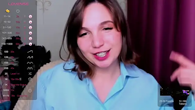 Snapshot of KindHazelHere_ chatting on March 5, 2025, 1:42 am KindHazelHere online show from March 5, 2025, 1:42 am