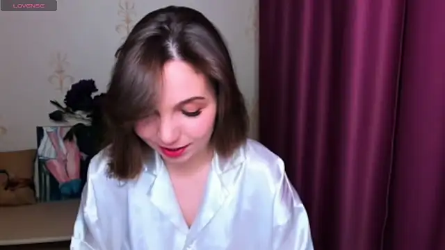 Snapshot of KindHazelHere_ chatting on March 7, 2025, 4:11 pm KindHazelHere online show from March 7, 2025, 4:11 pm