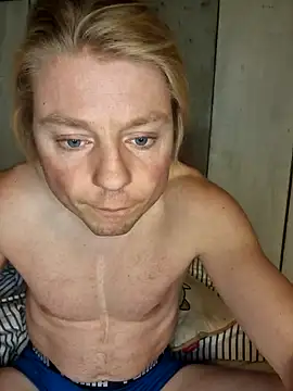 Tobias112cc online show from November 6, 2025, 8:10 pm