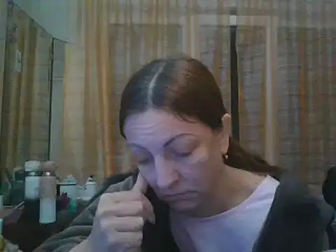 Snapshot of ShawnaAdams chatting on February 27, 2025, 5:04 pm ShawnaAdams online show from February 27, 2025, 5:04 pm