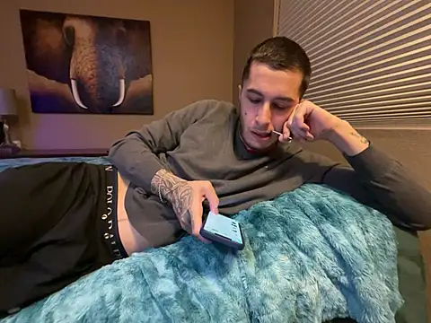 Snapshot of Bwcjoshbanks chatting on February 7, 2025, 3:01 am Bwcjoshbanks online show from February 7, 2025, 3:01 am