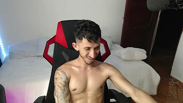 Snapshot of stevenSEX123 chatting on January 1, 2025, 4:50 am stevenSEX123 online show from January 1, 2025, 4:50 am