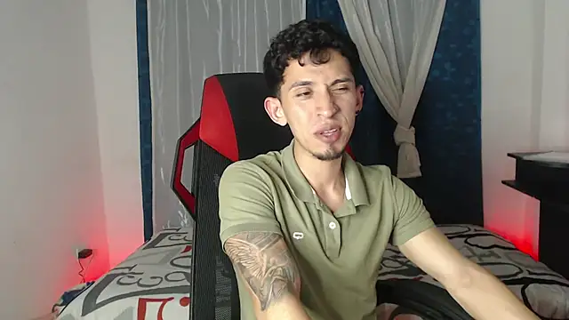 Snapshot of stevenSEX123 chatting on September 21, 2025, 5:20 am stevenSEX123 online show from September 21, 2025, 5:20 am