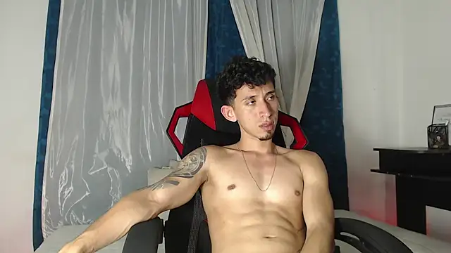 Snapshot of stevenSEX123 chatting on November 20, 2025, 4:23 am stevenSEX123 online show from November 20, 2025, 4:23 am