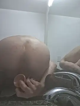 Snapshot of tuRb0420 chatting on November 1, 2025, 11:18 pm tuRb0420 online show from November 1, 2025, 11:18 pm