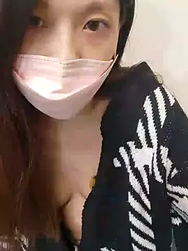 Snapshot of Lu_Nana chatting on December 22, 2024, 6:39 am Lu Nana online show from December 22, 2024, 6:39 am