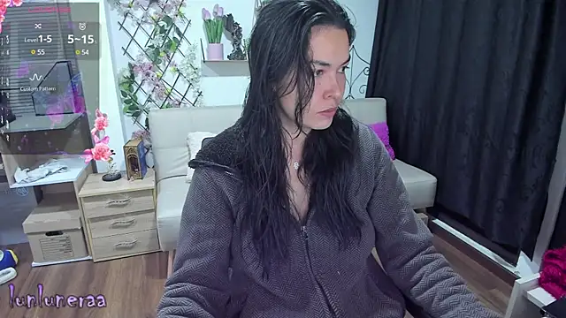 Snapshot of Lunlunera chatting on January 31, 2025, 5:09 am Lunlunera online show from January 31, 2025, 5:09 am