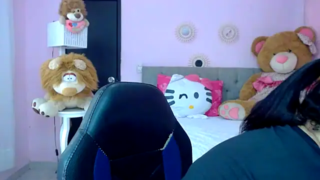 Snapshot of mature_martina chatting on December 17, 2025, 6:47 pm mature martina online show from December 17, 2025, 6:47 pm