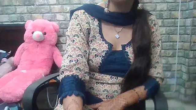 Sexy iknoor online show from October 15, 2025, 4:34 am