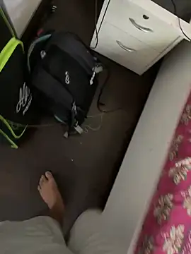 Snapshot of yourheroforfun chatting on December 3, 2024, 6:49 pm yourheroforfun online show from December 3, 2024, 6:49 pm