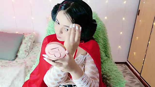 Snapshot of damn_that_booty chatting on December 15, 2024, 5:42 pm damn that booty online show from December 15, 2024, 5:42 pm