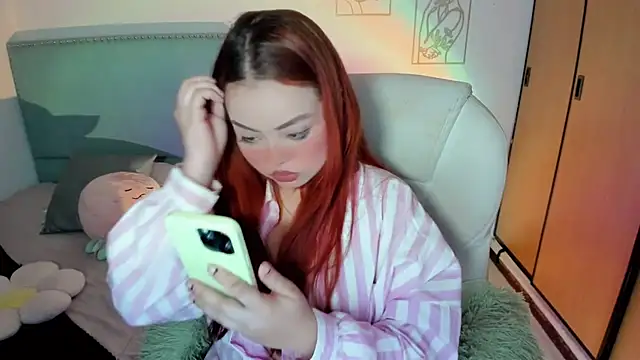 Snapshot of damn_that_booty chatting on November 12, 2025, 10:04 am damn that booty online show from November 12, 2025, 10:04 am