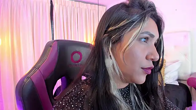 Snapshot of BonnieBad01 chatting on February 10, 2025, 6:56 pm BonnieBad01 online show from February 10, 2025, 6:56 pm